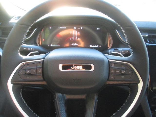 2025 Jeep Grand Cherokee Altitude X 4WD photo
