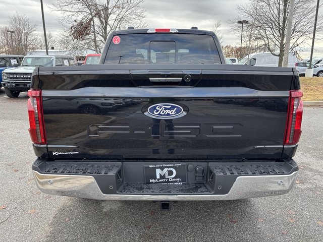 2024 Ford F-150 XLT 4WD 5.5ft Box photo