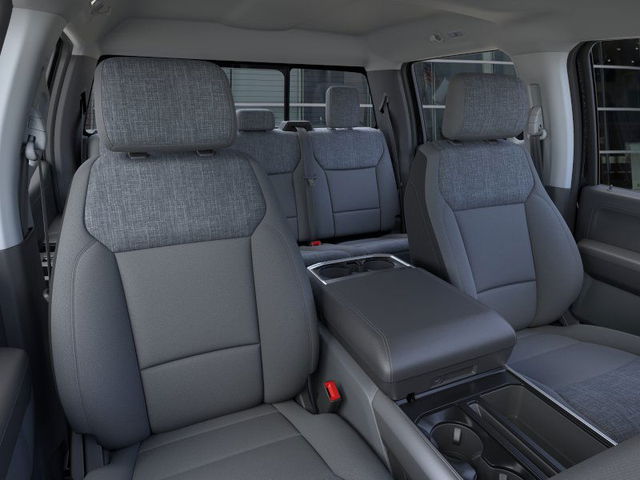 2024 Ford F-150 XLT 4WD 5.5ft Box photo