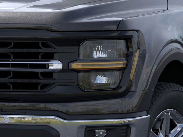 2024 Ford F-150 XLT 4WD 5.5ft Box photo