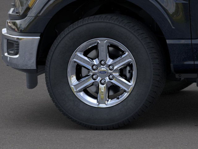 2024 Ford F-150 XLT 4WD 5.5ft Box photo