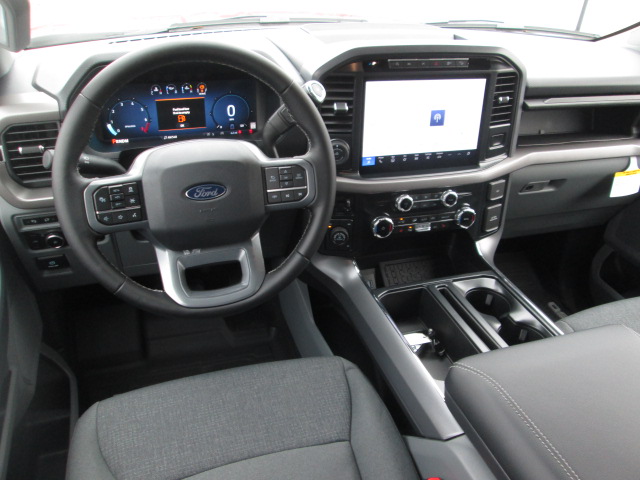 2024 Ford F-150 XLT 4WD 5.5ft Box photo
