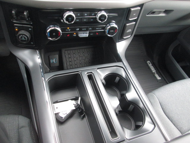 2024 Ford F-150 XLT 4WD 5.5ft Box photo