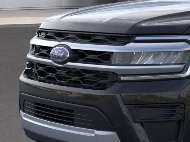 2024 Ford Expedition XLT 4WD photo