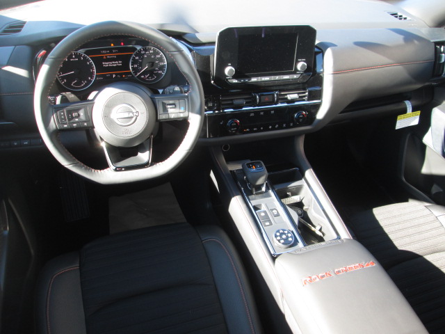 2025 Nissan Pathfinder Rock Creek 4WD photo