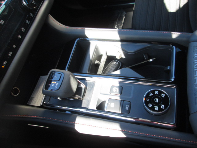 2025 Nissan Pathfinder Rock Creek 4WD photo