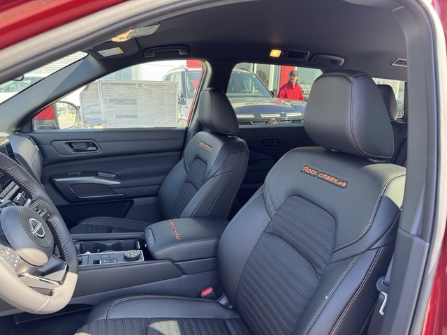 2025 Nissan Pathfinder Rock Creek 4WD photo
