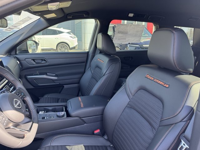 2025 Nissan Pathfinder Rock Creek 4WD photo