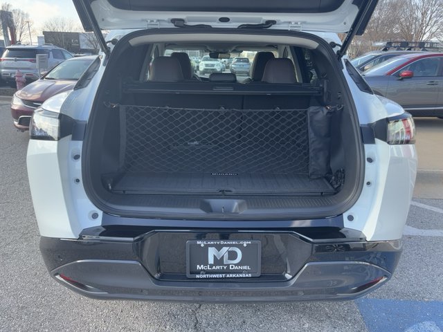 2025 Nissan Murano Platinum photo
