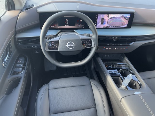 2025 Nissan Murano Platinum photo