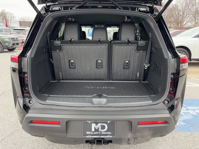 2025 Nissan Pathfinder Rock Creek 4WD photo