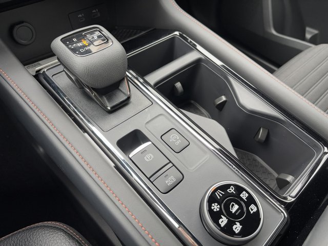 2025 Nissan Pathfinder Rock Creek 4WD photo