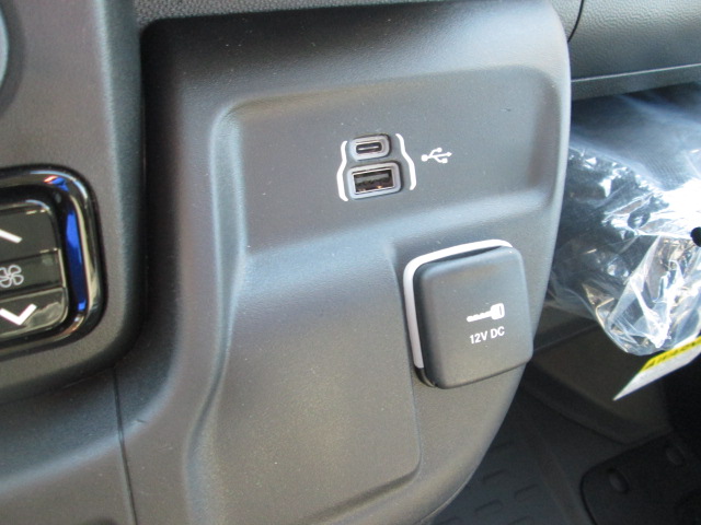 2025 RAM ProMaster Tradesman 2500 Hi Roof 159WB photo