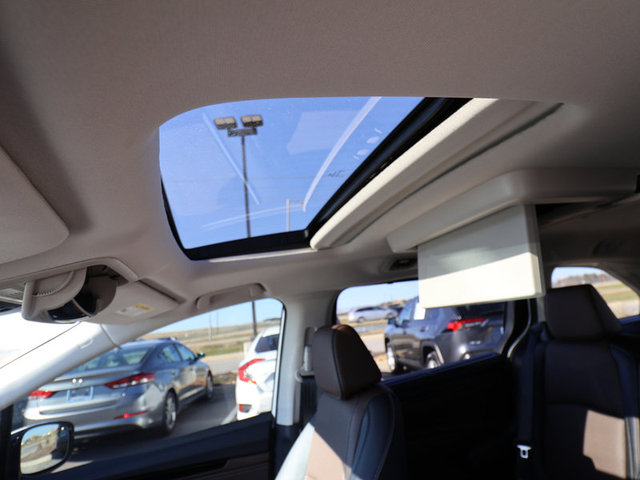 2025 Honda Odyssey Elite photo