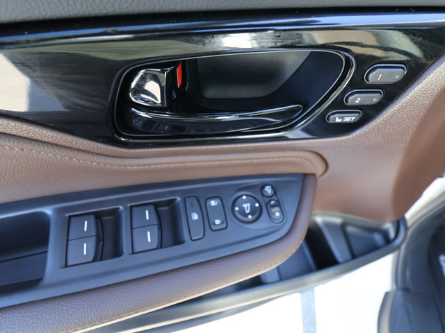 2025 Honda Odyssey Elite photo