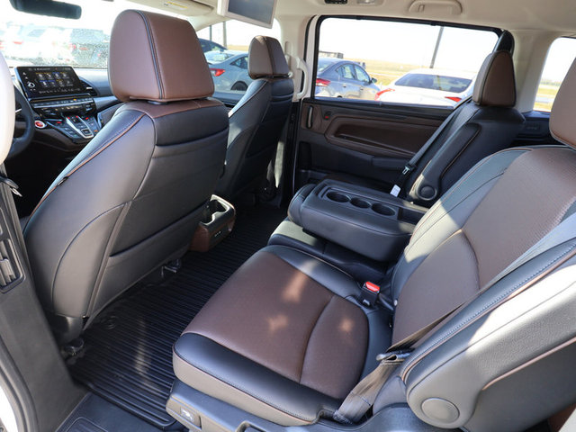 2025 Honda Odyssey Elite photo