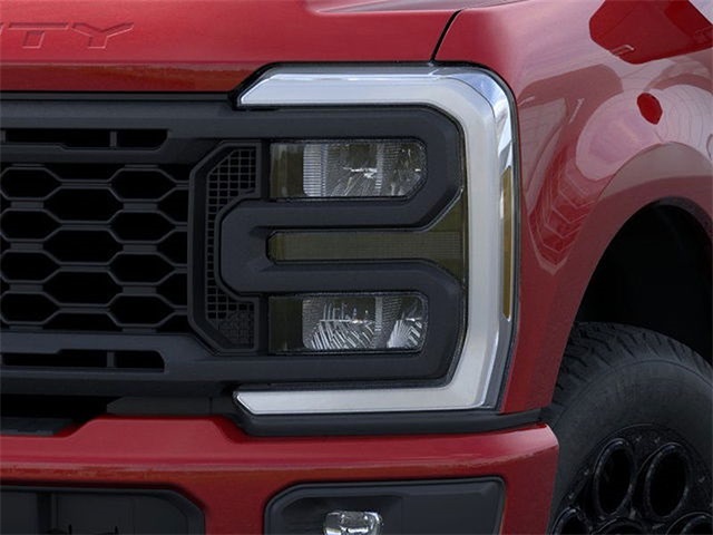 2025 Ford F-250 Lariat SD 4WD 6.75ft Box photo