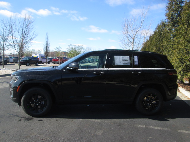 2025 Jeep Grand Cherokee Altitude X 4WD photo