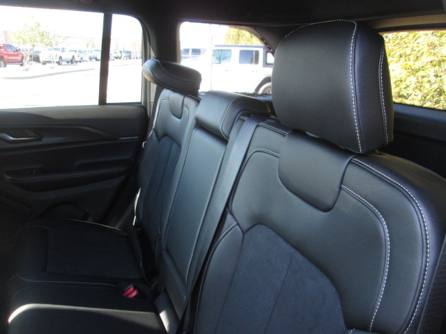 2025 Jeep Grand Cherokee Altitude X 4WD photo
