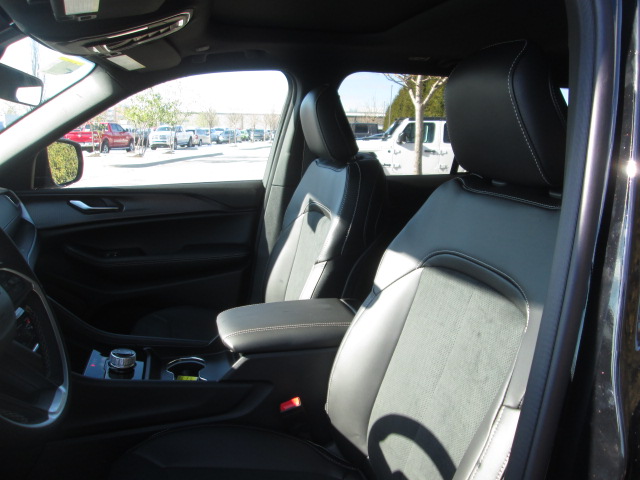 2025 Jeep Grand Cherokee Altitude X 4WD photo