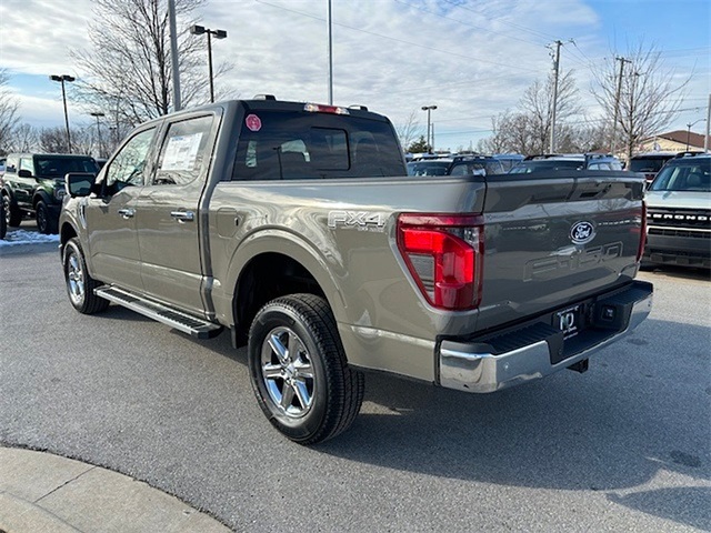 2025 Ford F-150 XLT 4WD 5.5ft Box photo
