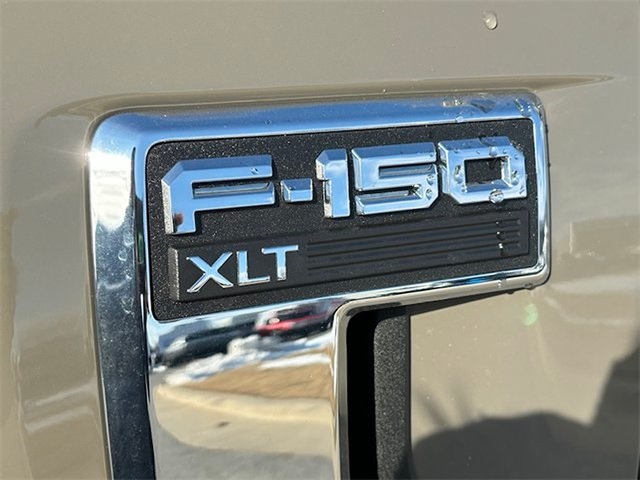 2025 Ford F-150 XLT 4WD 5.5ft Box photo
