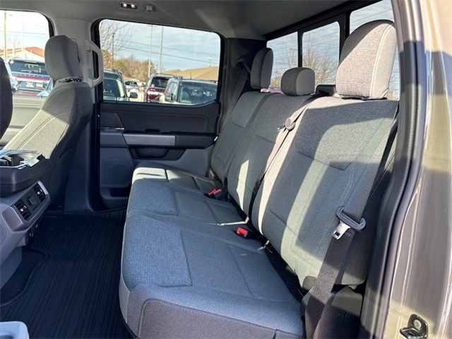 2025 Ford F-150 XLT 4WD 5.5ft Box photo