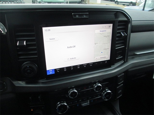 2025 Ford F-250 Platinum SD 4WD 6.75ft Box photo