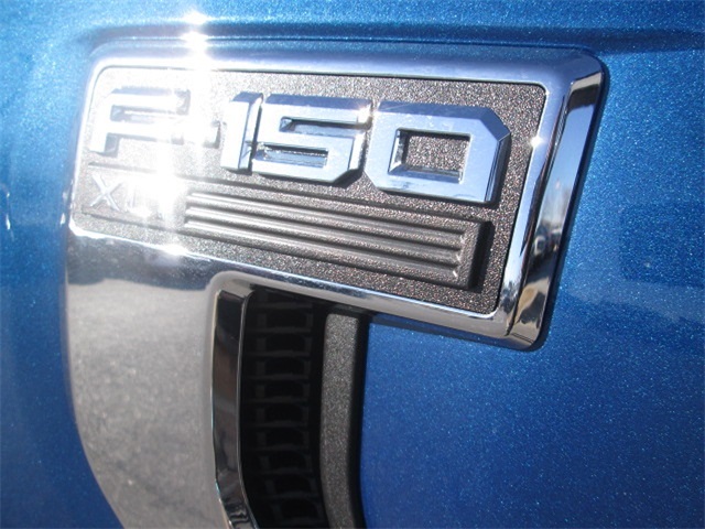 2025 Ford F-150 XLT 4WD 5.5ft Box photo