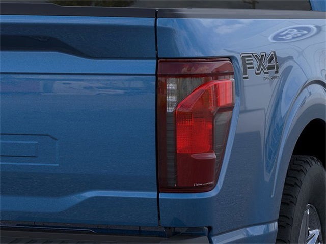 2025 Ford F-150 XLT 4WD 5.5ft Box photo