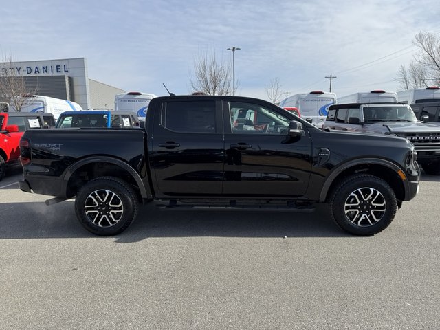 2024 Ford Ranger LARIAT 4WD 5ft Box photo