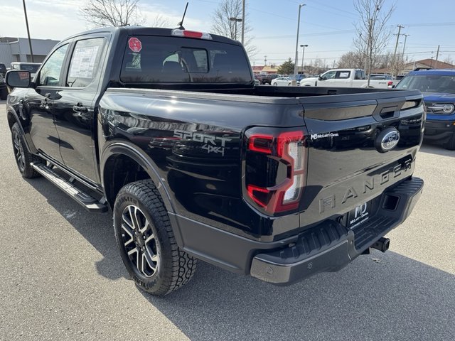 2024 Ford Ranger LARIAT 4WD 5ft Box photo