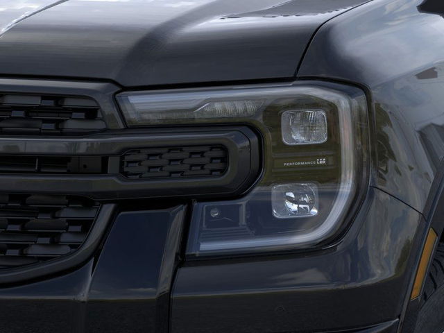 2024 Ford Ranger LARIAT 4WD 5ft Box photo