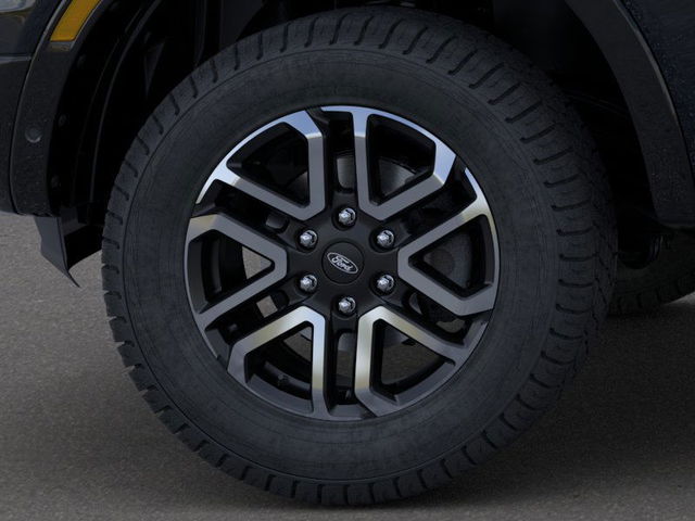 2024 Ford Ranger LARIAT 4WD 5ft Box photo