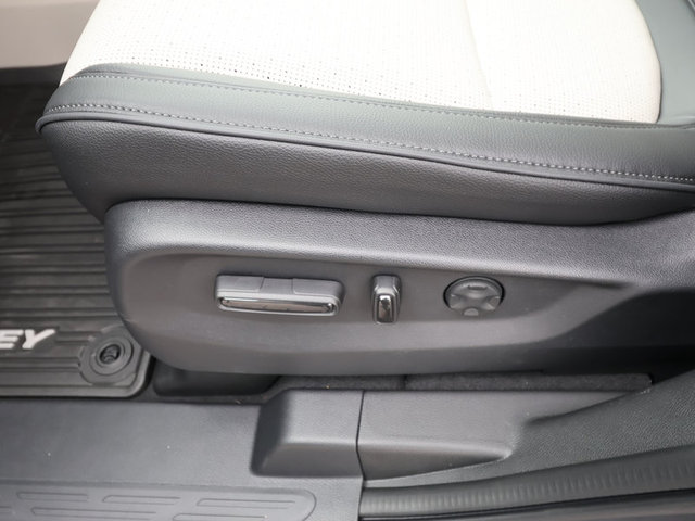 2025 Honda Odyssey Elite photo
