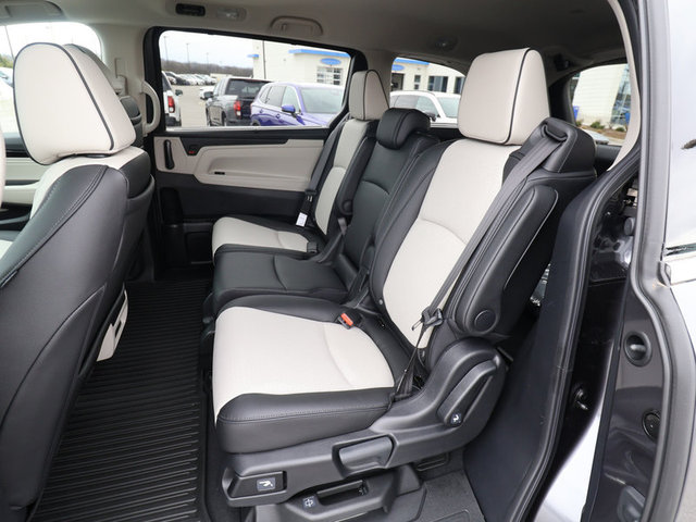 2025 Honda Odyssey Elite photo