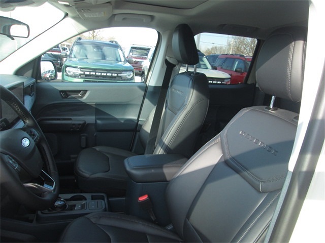2025 Ford Maverick LARIAT AWD photo