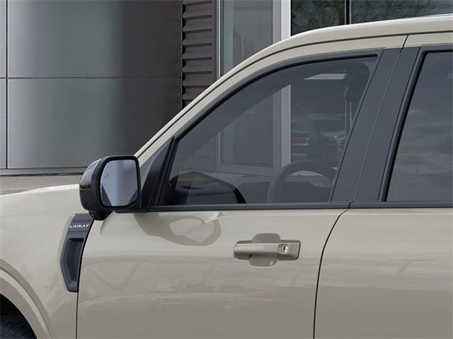2025 Ford Maverick LARIAT AWD photo