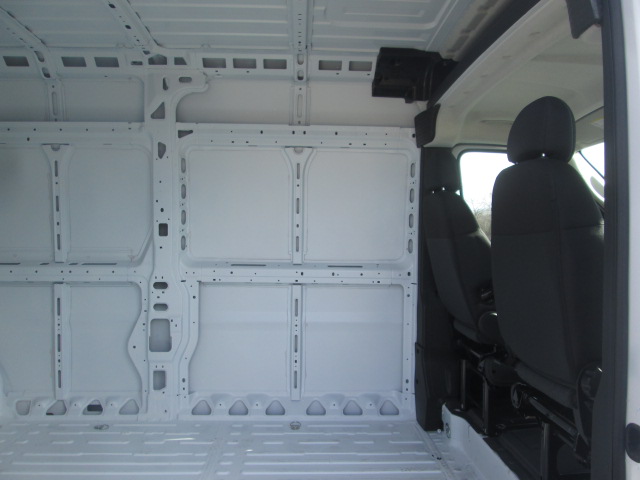 2025 RAM ProMaster Tradesman 2500 Hi Roof 159WB photo