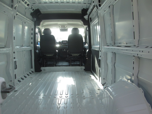 2025 RAM ProMaster Tradesman 2500 Hi Roof 159WB photo