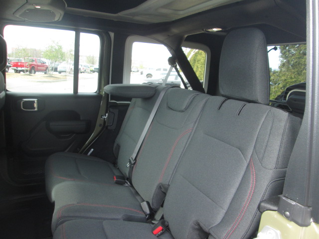2025 Jeep Wrangler Rubicon 4Dr 4WD photo