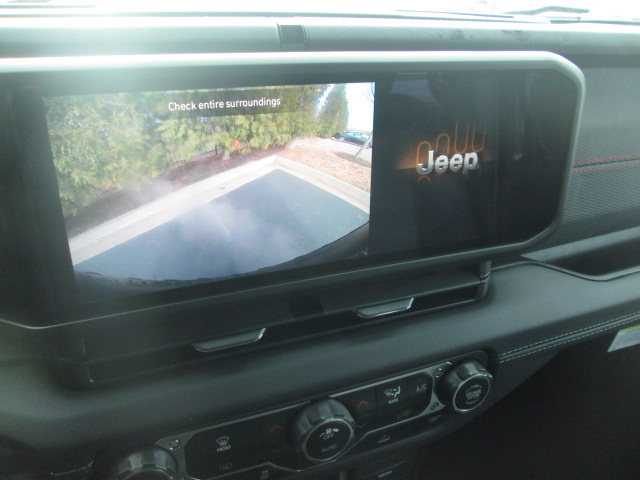 2025 Jeep Wrangler Rubicon 4Dr 4WD photo