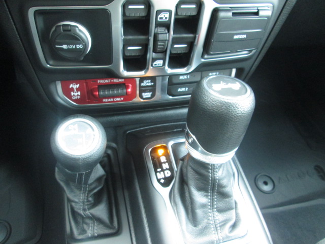 2025 Jeep Wrangler Rubicon 4Dr 4WD photo
