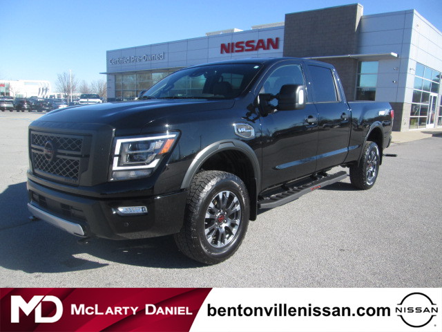 2023 Nissan Titan XD PRO-4X 4WD photo
