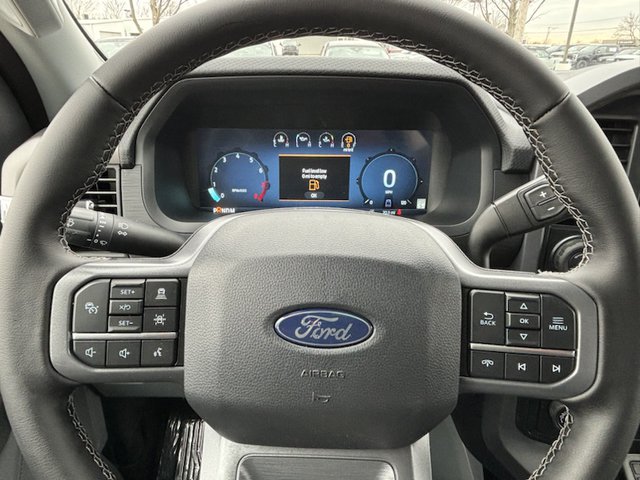 2025 Ford F-150 XLT 4WD 5.5ft Box photo