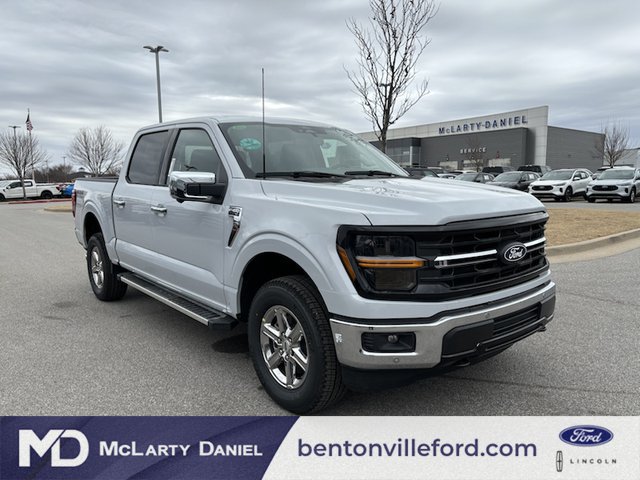 2025 Ford F-150 XLT 4WD 5.5ft Box photo