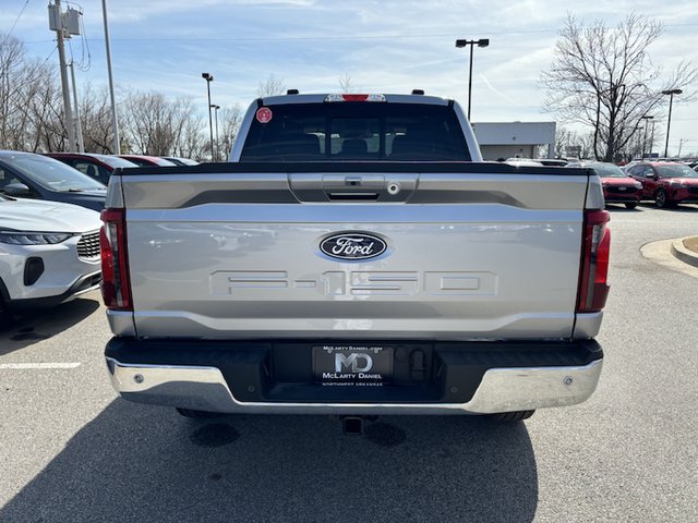 2025 Ford F-150 XLT 4WD 5.5ft Box photo