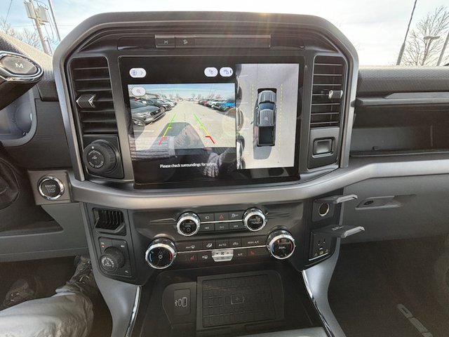 2025 Ford F-150 XLT 4WD 5.5ft Box photo