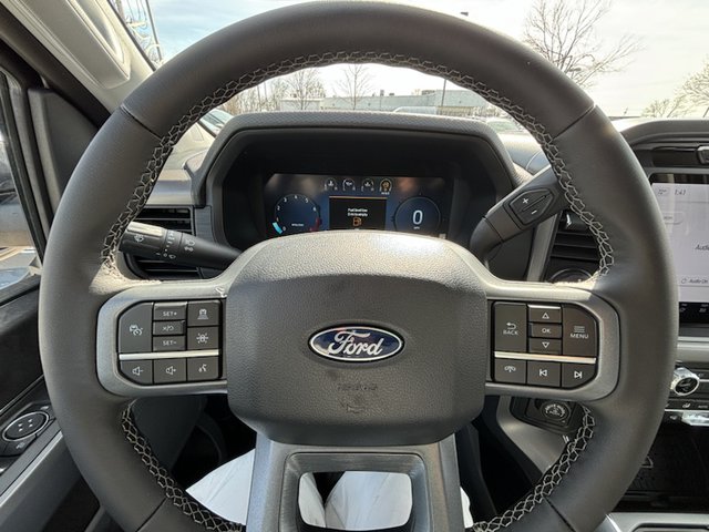 2025 Ford F-150 XLT 4WD 5.5ft Box photo