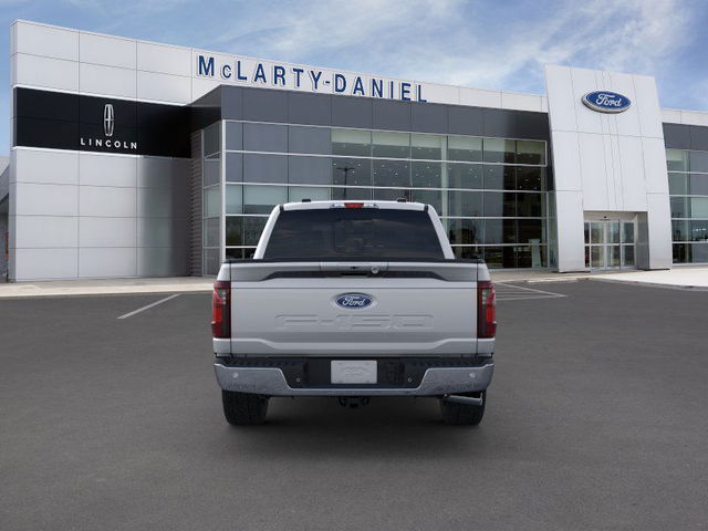 2025 Ford F-150 XLT 4WD 5.5ft Box photo